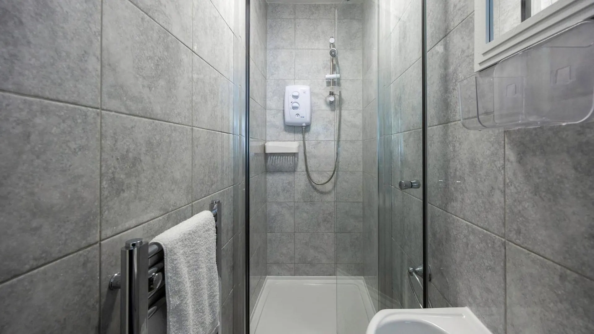 3 Bed, 3 Bath - Brighton Home By Primal Estates Short Lets In Brighton Apartment