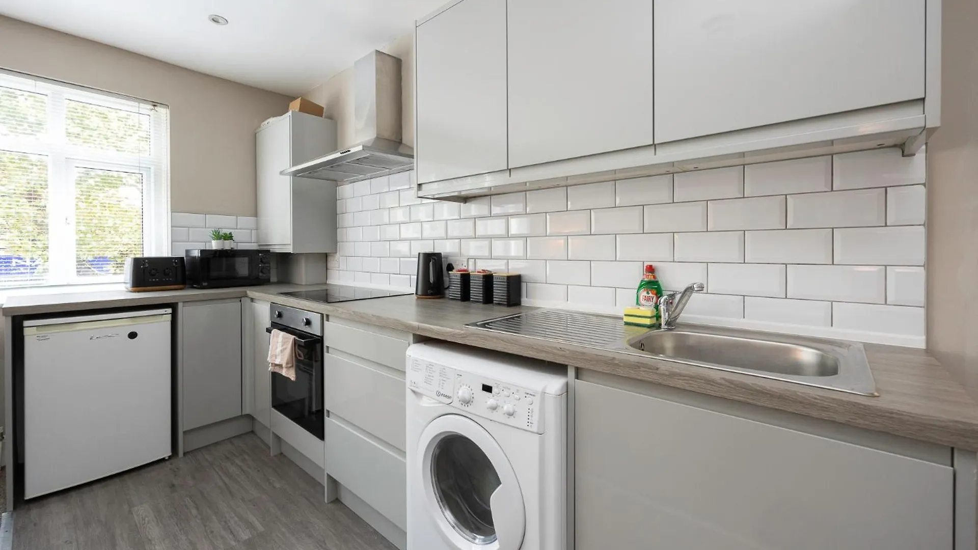3 Bed, 3 Bath - Brighton Home By Primal Estates Short Lets In Brighton Apartment